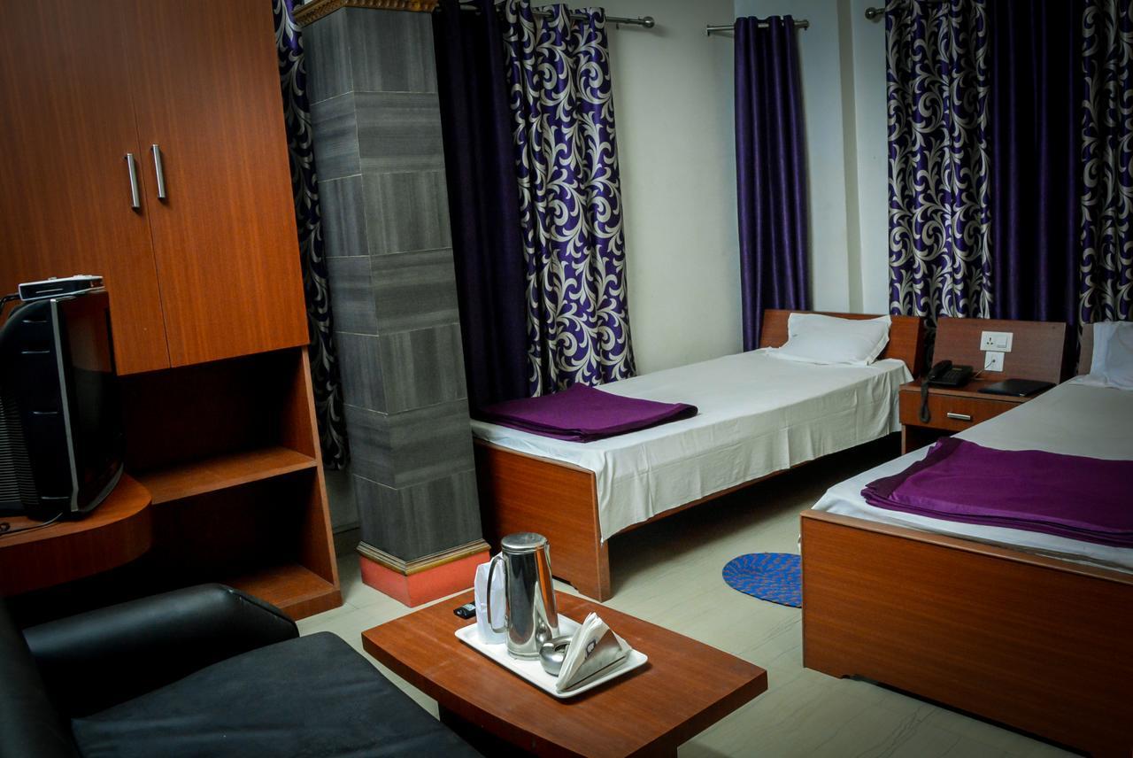 Hotel Galaxy International Koch Bihār エクステリア 写真
